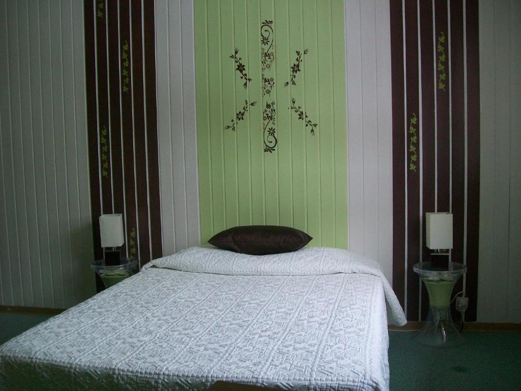 Hotel Au Cheval Blanc à Saint-Amarin Chambre photo
