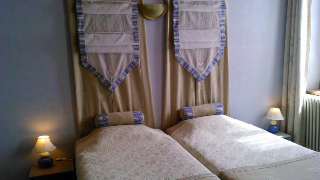 Hotel Au Cheval Blanc à Saint-Amarin Chambre photo
